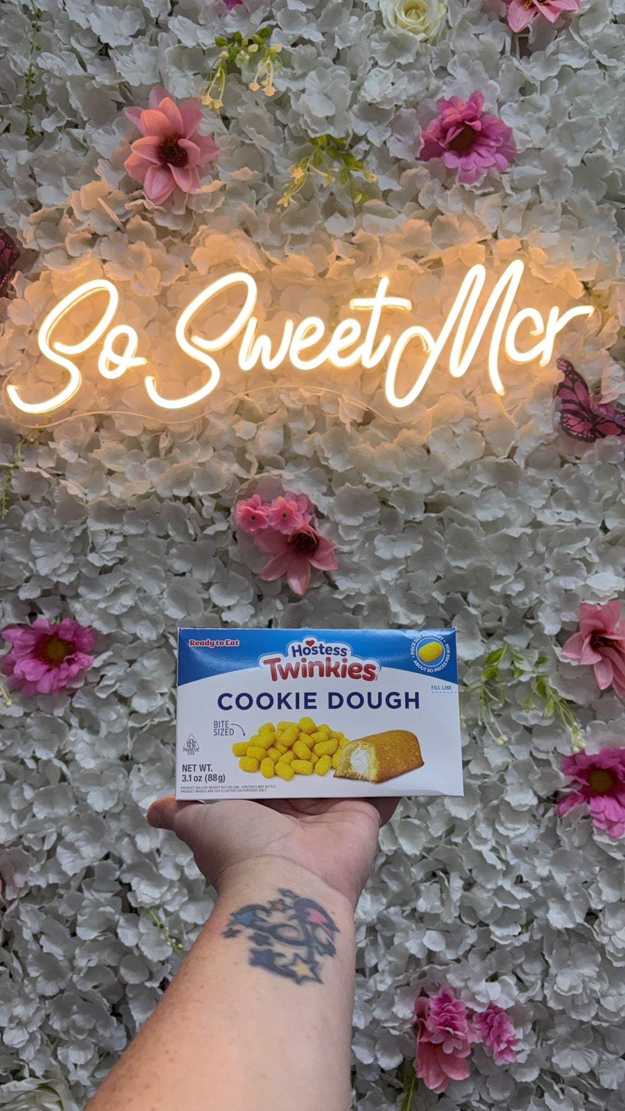 Twinkie cookie dough theatre box