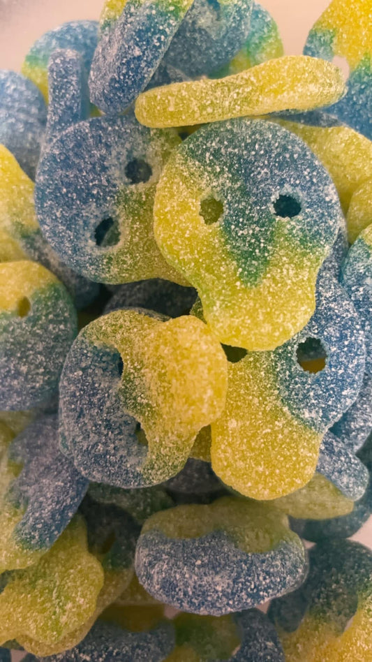 Blue raspberry and lemon skulls 100g