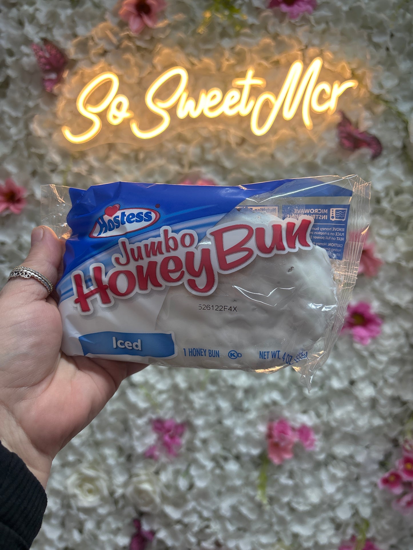 Jumbo iced honeybun