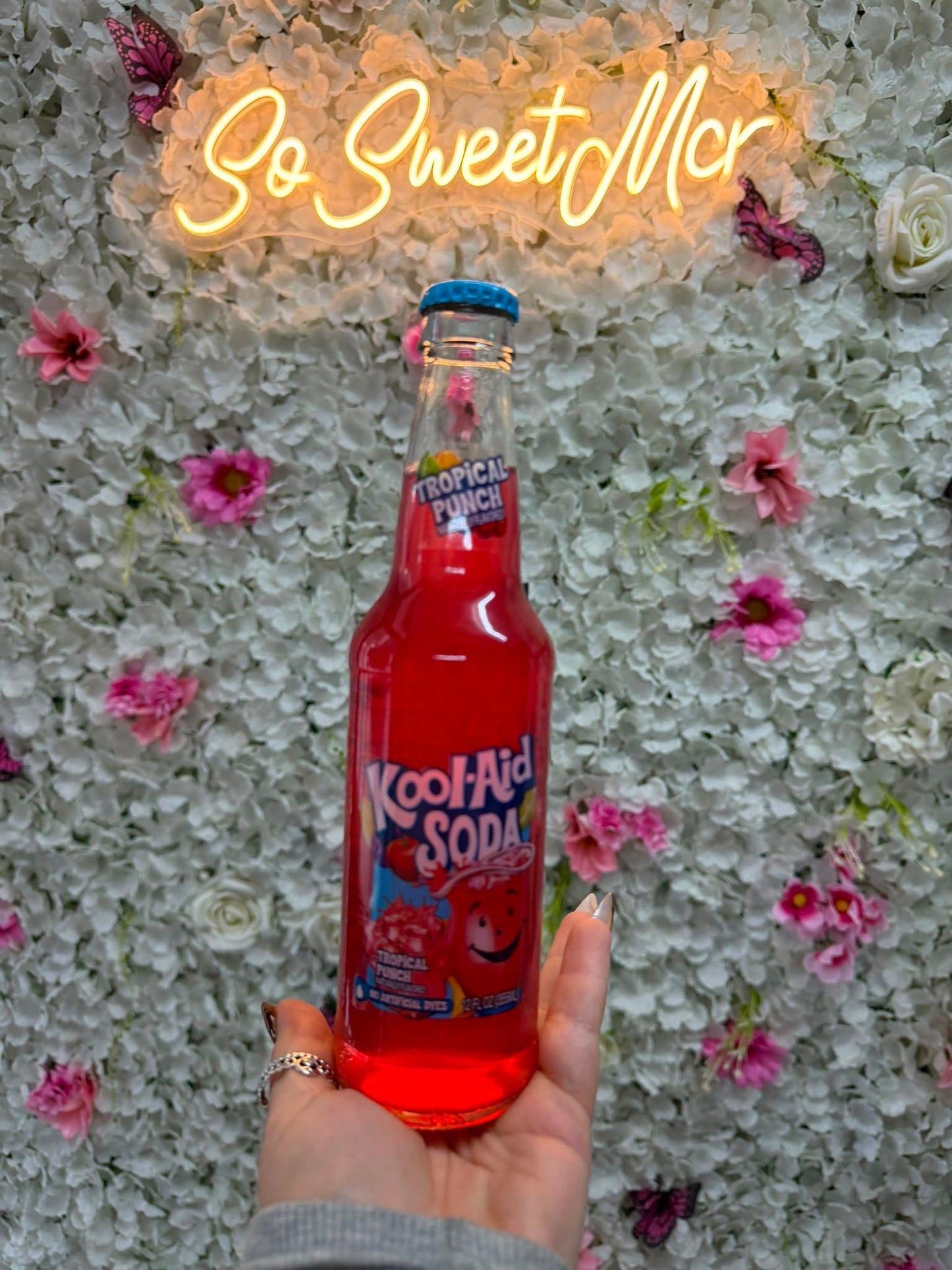 Kool-Aid Soda Tropical Punch (355ml) - America