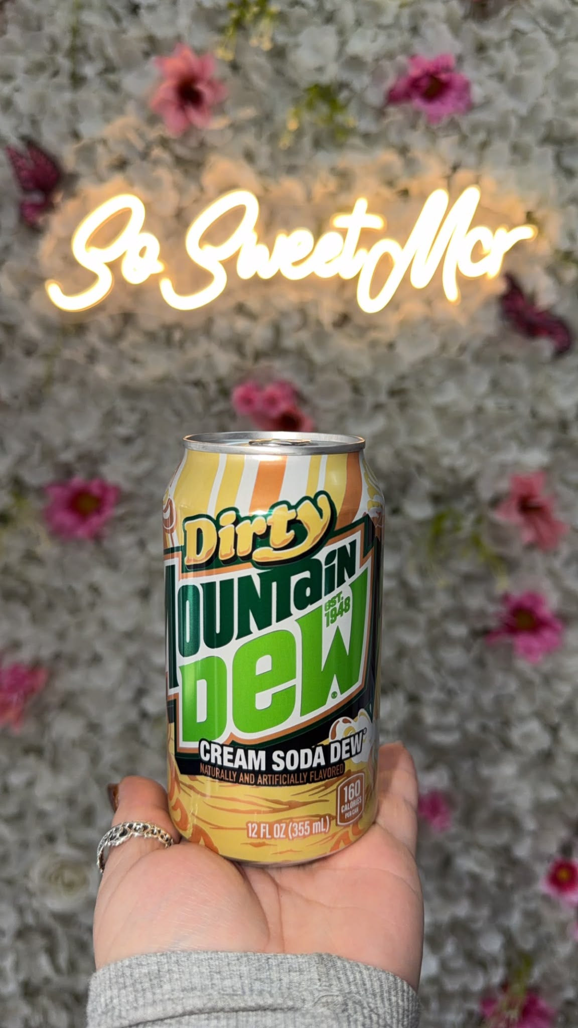 Mountain Dew Cream Soda 355ml USA